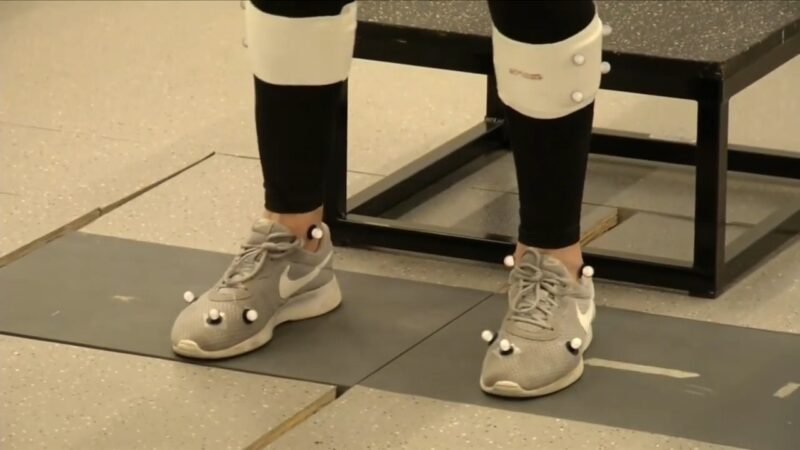 Motion sensors on legs track movement during ACL injury rehabilitation session