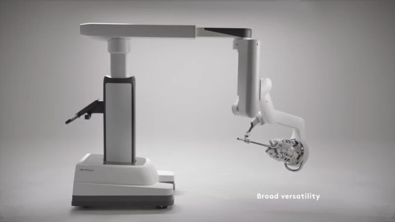 Da Vinci robotic surgical system showcasing its multi-arm design and broad versatility for minimally invasive procedures.